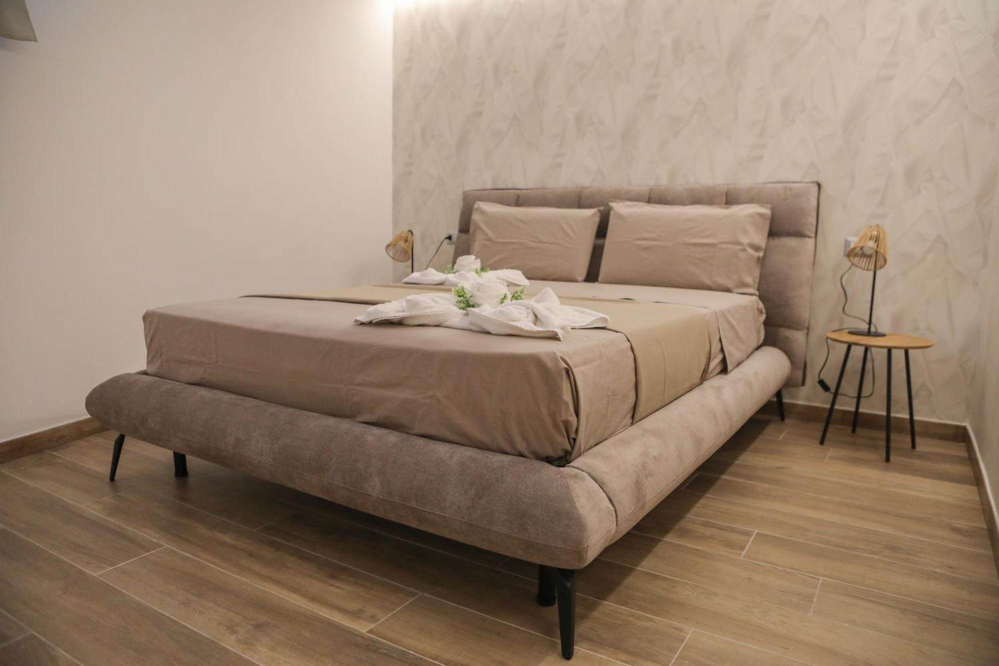 Luxury Regina 14 Bari Exterior foto